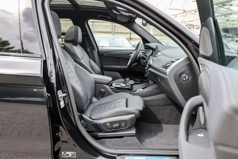 BMW X3 din 2024 cu 25.218 km - oferta BMW176516 - foto 4