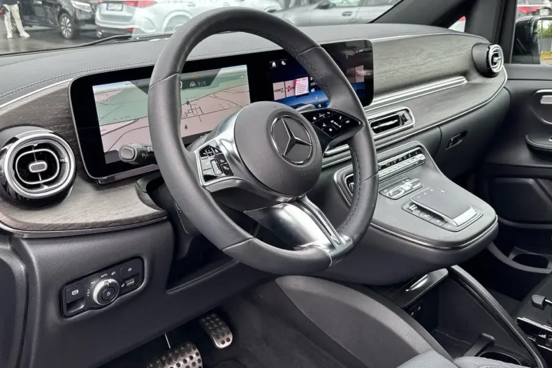 Mercedes-Benz V 300 din 2024 cu 10.350 km - oferta MER176526 - foto 9