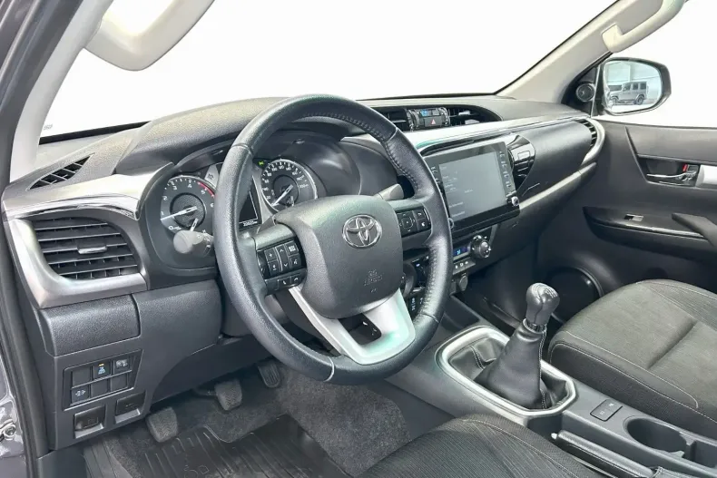 Toyota Hilux din 2024 cu 20.000 km - oferta TOY176537 - foto 7