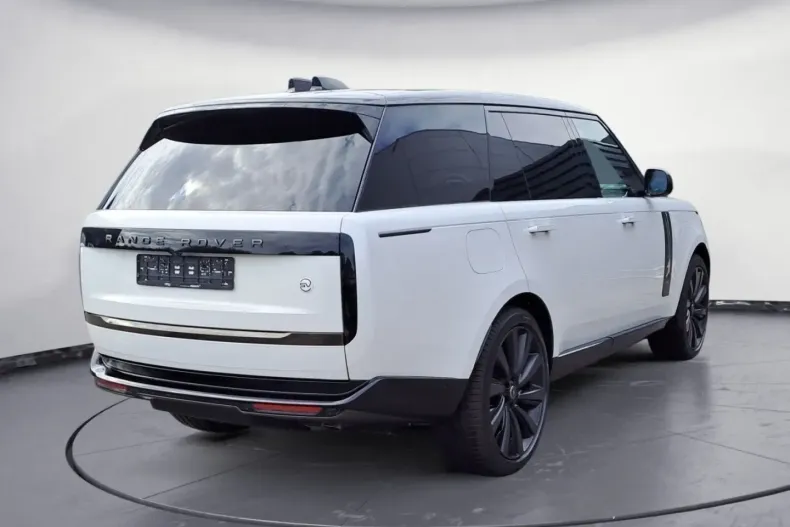 Land Rover Range Rover din 2024 cu 13.900 km - oferta LAN176547 - foto 2