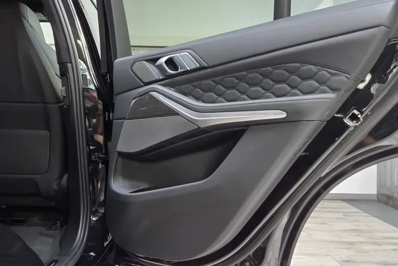 BMW X5 M din 2024 cu 19.600 km - oferta BMW176555 - foto 25