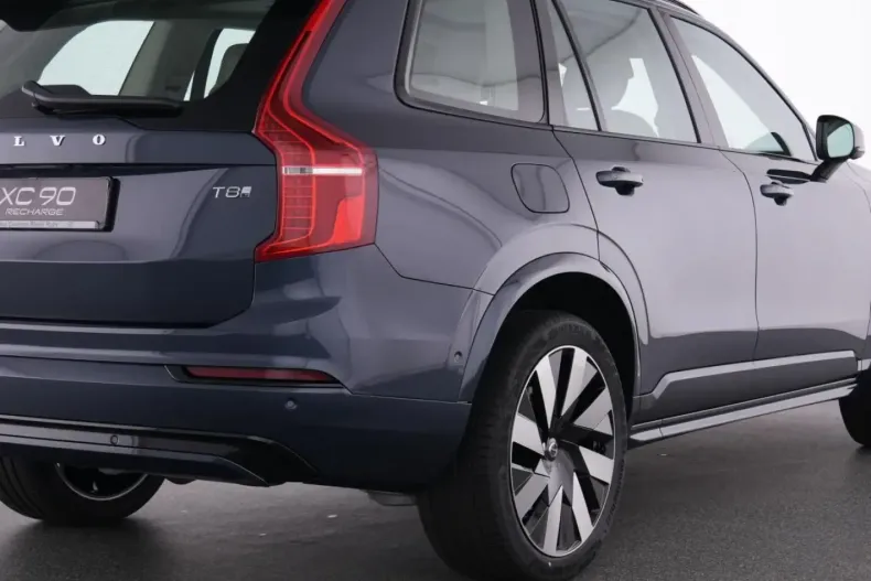 Volvo XC90 din 2024 cu 26.000 km - oferta VOL176562 - foto 8