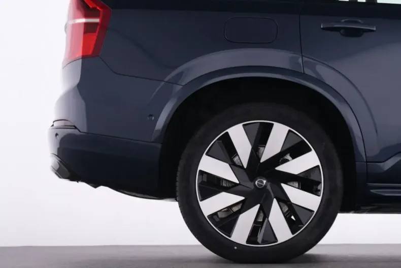 Volvo XC90 din 2024 cu 26.000 km - oferta VOL176562 - foto 22