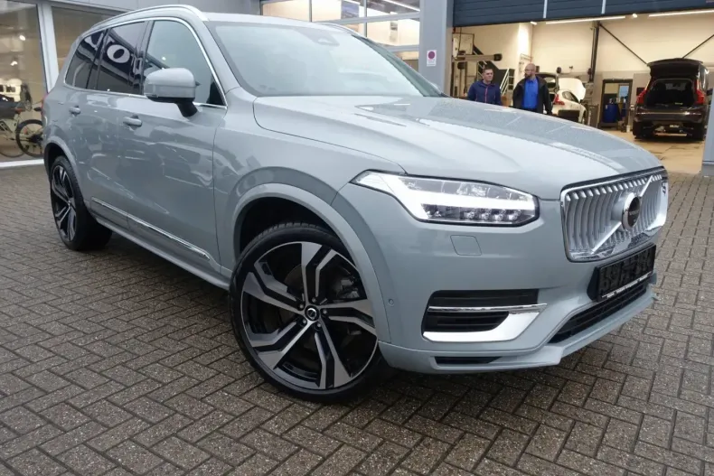 Volvo XC90 din 2024 cu 21.950 km - oferta VOL176565 - foto 5