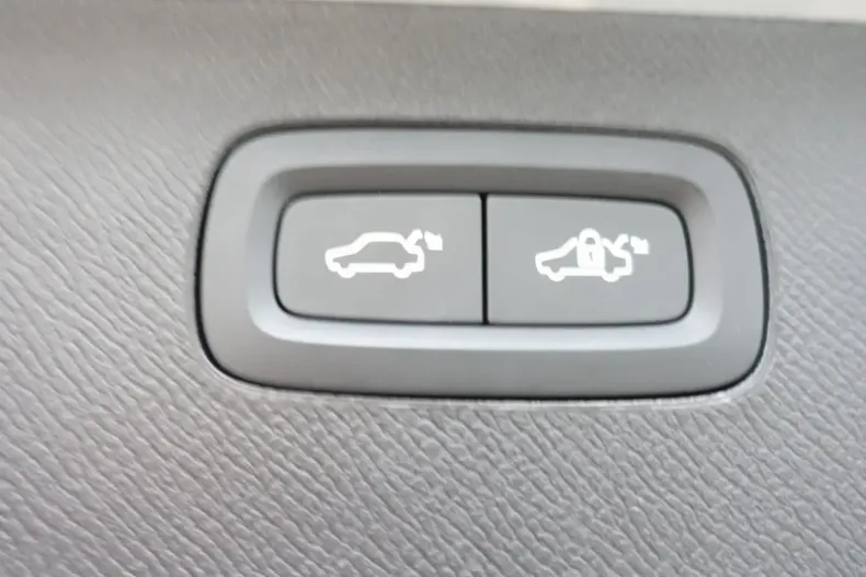 Volvo XC90 din 2024 cu 21.950 km - oferta VOL176565 - foto 16