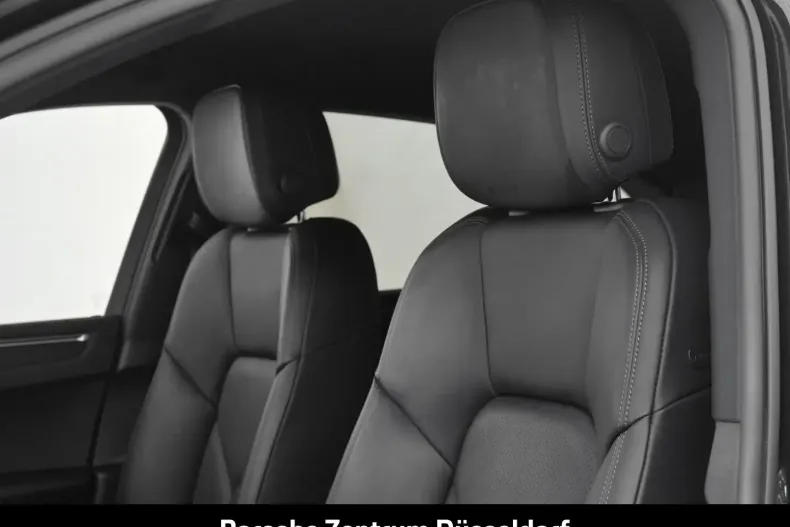 Porsche Macan din 2023 cu 76.666 km - oferta POR176572 - foto 17