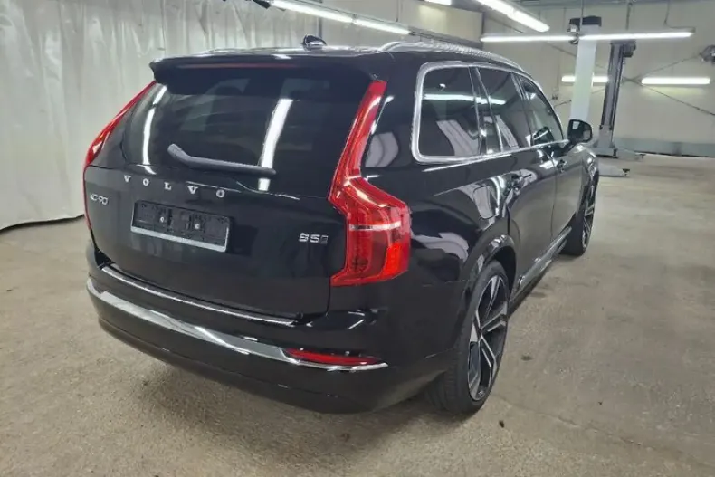 Volvo XC90 din 2023 cu 82.629 km - oferta VOL176575 - foto 2
