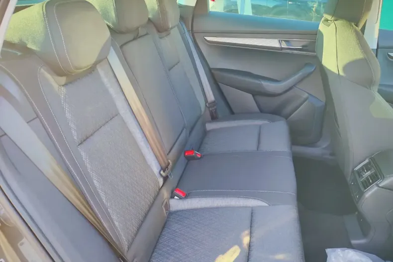 Skoda Karoq din 2026 cu 6 km - oferta SKO176626 - foto 15