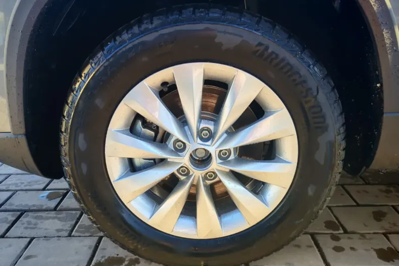 Skoda Karoq din 2026 cu 6 km - oferta SKO176626 - foto 20