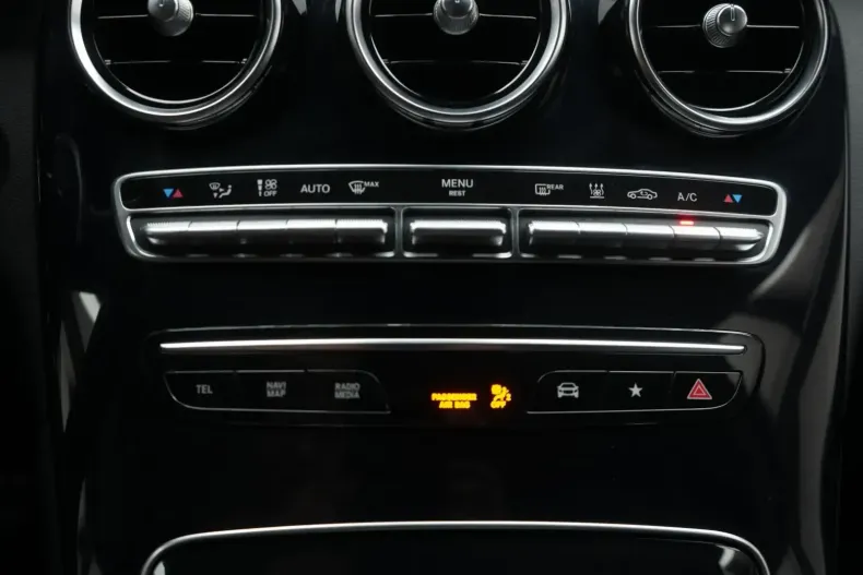 Mercedes-Benz GLC 200 din 2021 cu 86.000 km - oferta MER176627 - foto 12