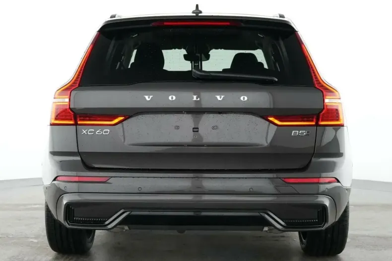 Volvo XC60 din 2025 cu 1.500 km - oferta VOL176628 - foto 4