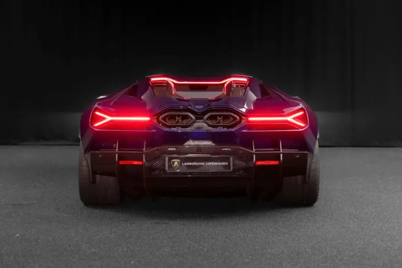 Lamborghini Revuelto din 2024 cu 3.000 km - oferta LAM176639 - foto 5