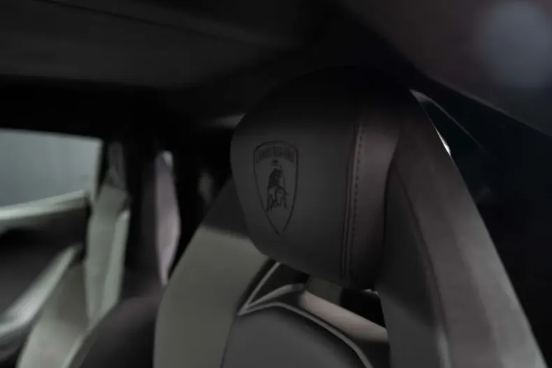 Lamborghini Revuelto din 2024 cu 3.000 km - oferta LAM176639 - foto 12