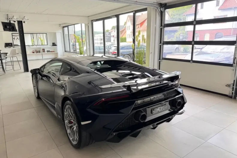 Lamborghini Huracán din 2024 cu 2.100 km - oferta LAM176640 - foto 6