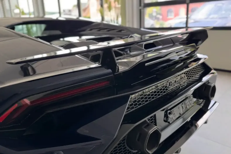 Lamborghini Huracán din 2024 cu 2.100 km - oferta LAM176640 - foto 11