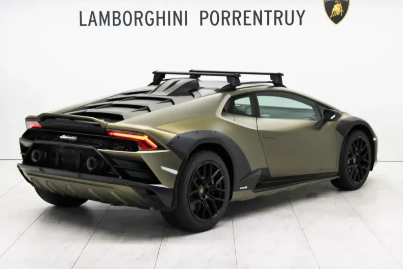 Lamborghini Huracán din 2024 cu 1.950 km - oferta LAM176642 - foto 4