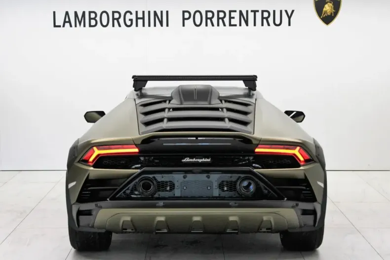 Lamborghini Huracán din 2024 cu 1.950 km - oferta LAM176642 - foto 5