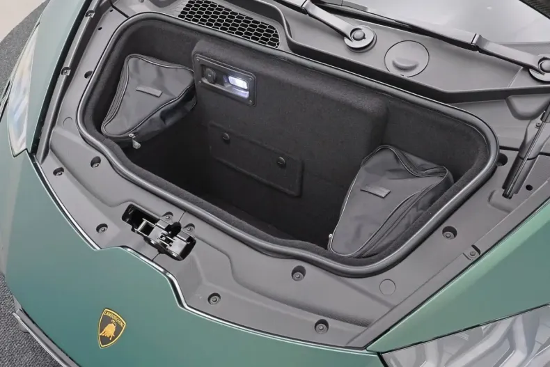 Lamborghini Huracán din 2024 cu 10.552 km - oferta LAM176643 - foto 15