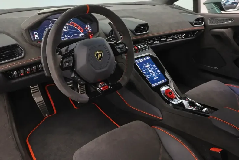 Lamborghini Huracán din 2024 cu 10.552 km - oferta LAM176643 - foto 17