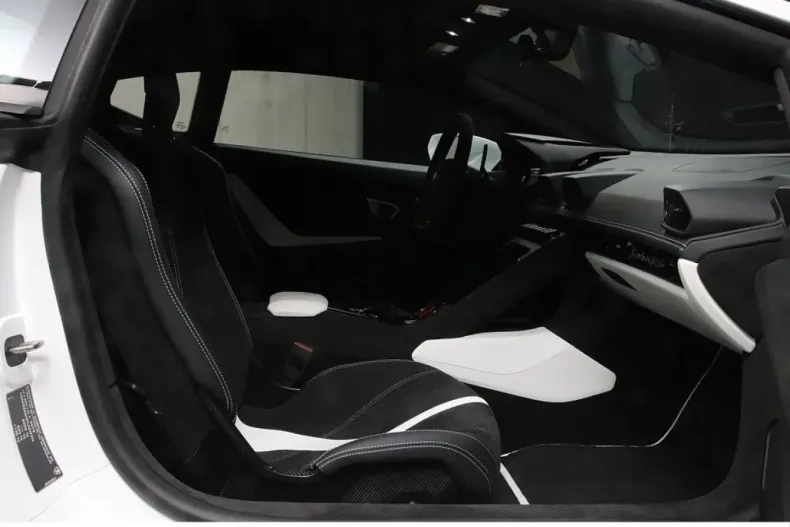 Lamborghini Huracán din 2024 cu 5.700 km - oferta LAM176645 - foto 22
