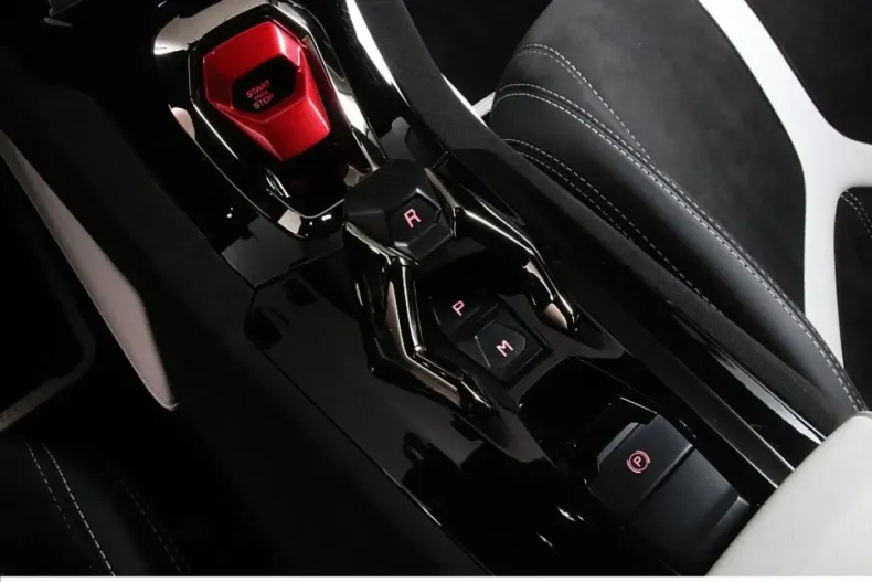 Lamborghini Huracán din 2024 cu 5.700 km - oferta LAM176645 - foto 31