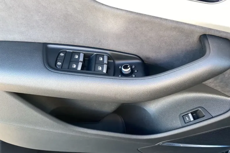 Audi Q7 din 2022 cu 54.141 km - oferta AUD176646 - foto 16