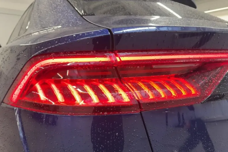 Audi Q8 din 2022 cu 41.746 km - oferta AUD176647 - foto 13