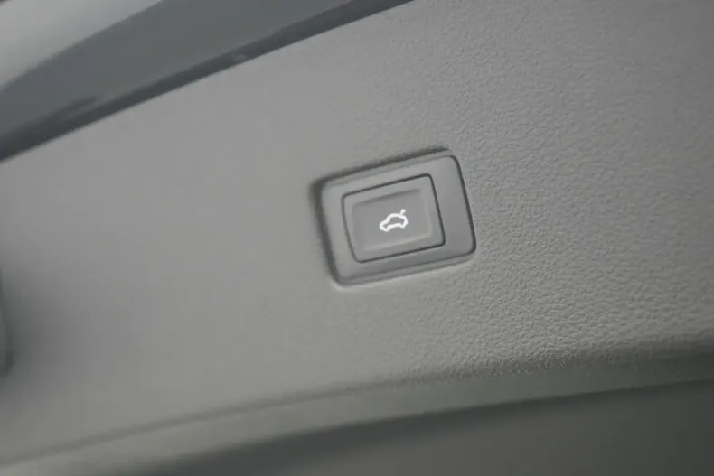 Audi Q8 din 2021 cu 42.231 km - oferta AUD176648 - foto 15