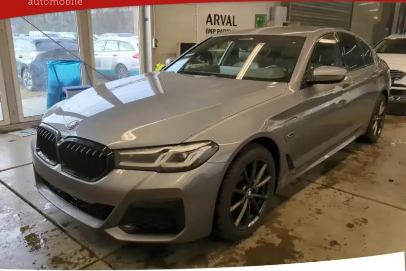 BMW 530 din 2022 cu 102.000 km - oferta BMW176663 - foto 1