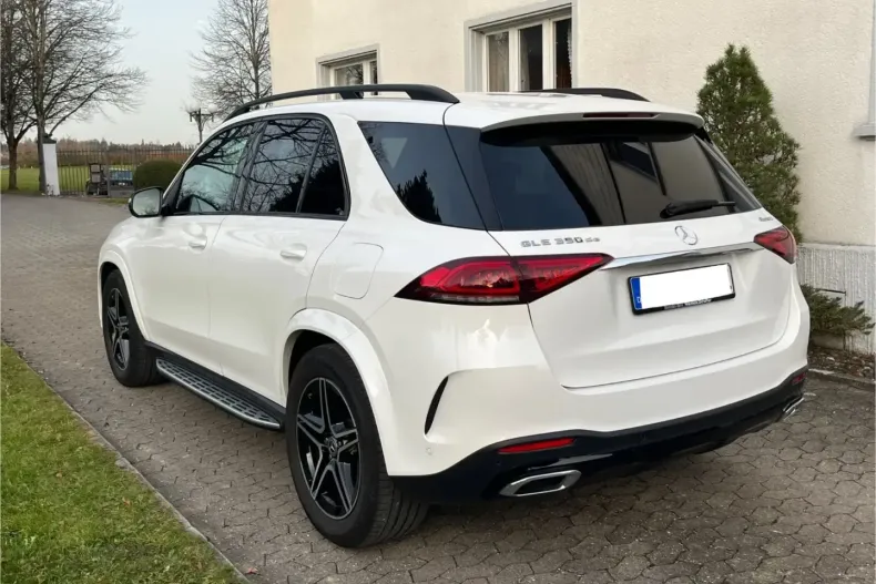 Mercedes-Benz GLE 350 din 2021 cu 52.400 km - oferta MER176672 - foto 2