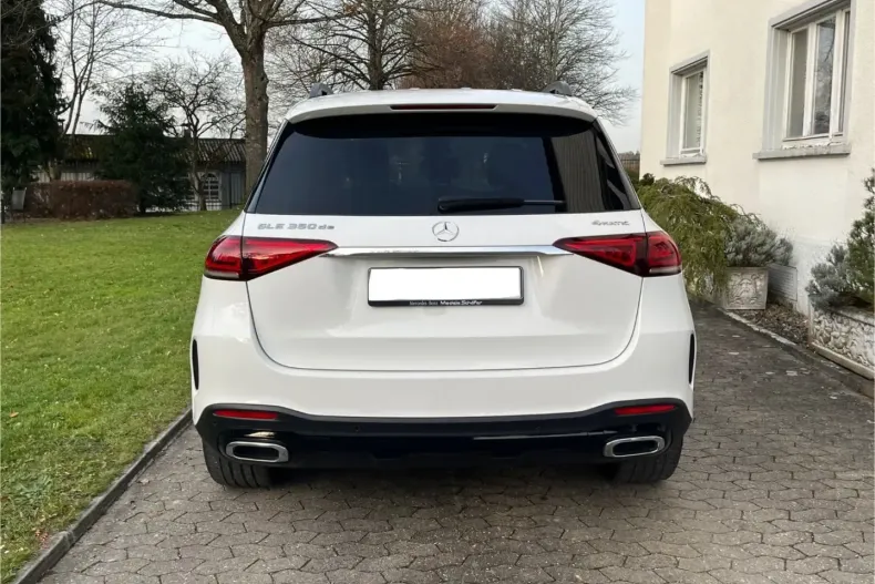 Mercedes-Benz GLE 350 din 2021 cu 52.400 km - oferta MER176672 - foto 3