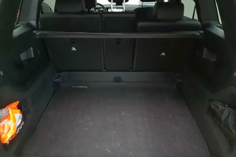 Mercedes-Benz GLB 200 din 2023 cu 69.274 km - oferta MER176682 - foto 10