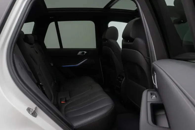 BMW X5 din 2021 cu 46.825 km - oferta BMW176689 - foto 26