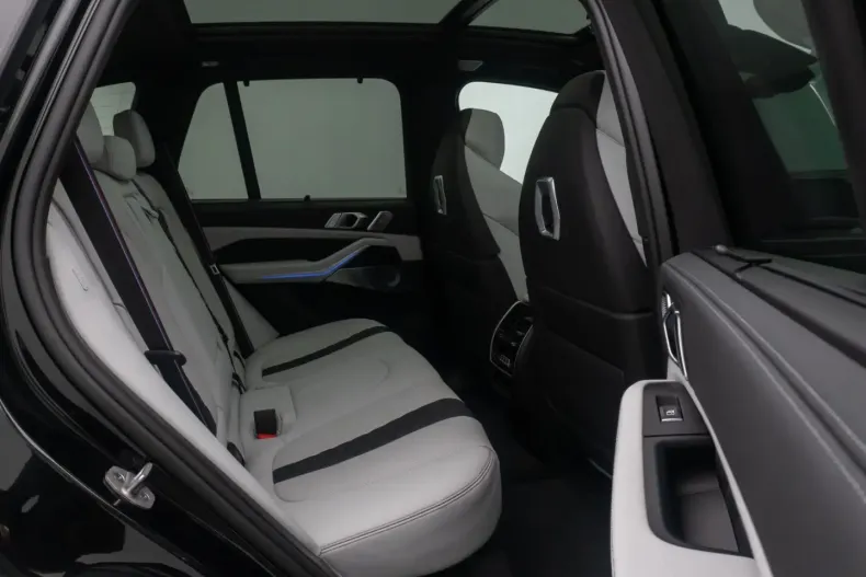 BMW X5 M din 2025 cu 5.987 km - oferta BMW176691 - foto 26