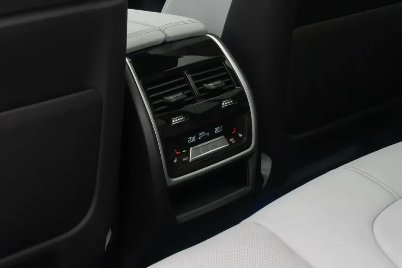 BMW X5 M din 2025 cu 5.987 km - oferta BMW176691 - foto 27