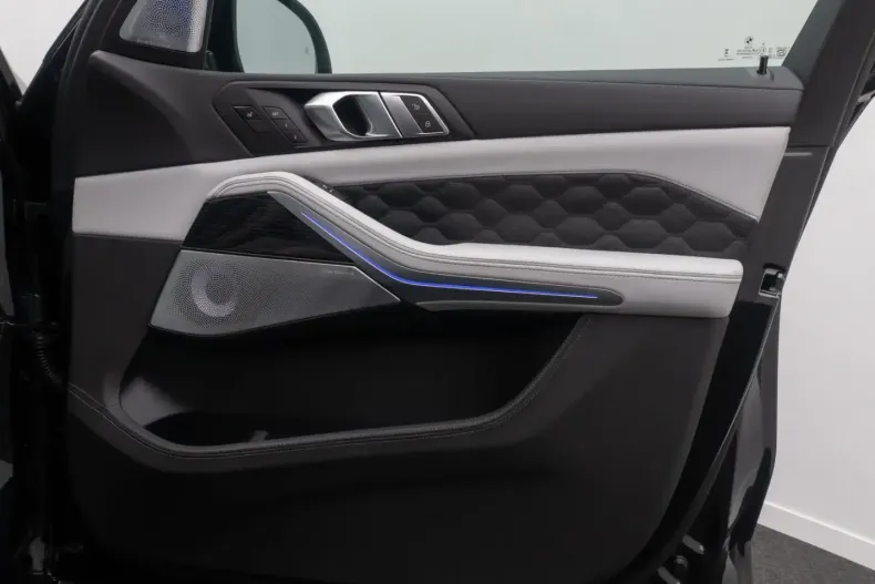 BMW X5 M din 2025 cu 5.987 km - oferta BMW176691 - foto 32