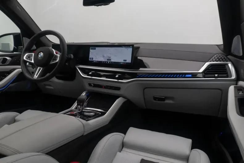 BMW X5 M din 2025 cu 5.987 km - oferta BMW176691 - foto 42