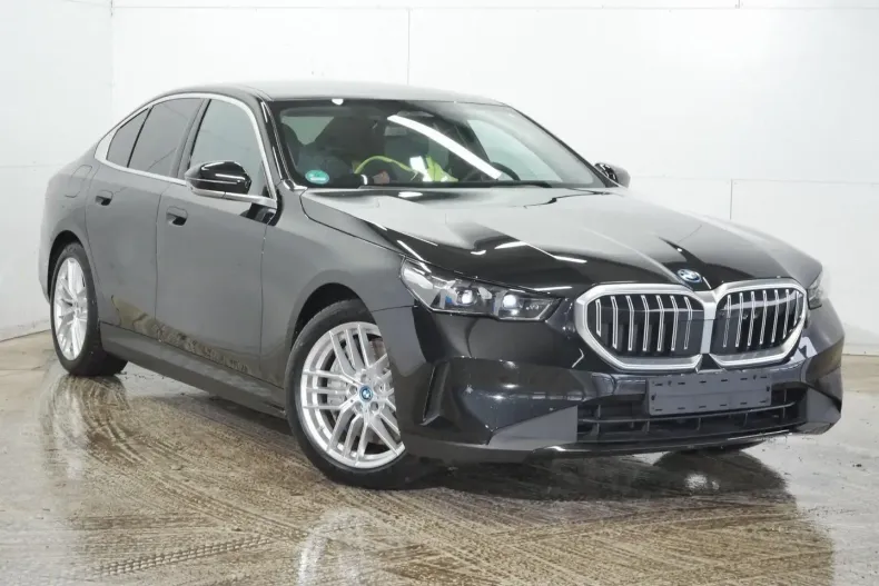 BMW 550 din 2024 cu 19.150 km - oferta BMW176694 - foto 2