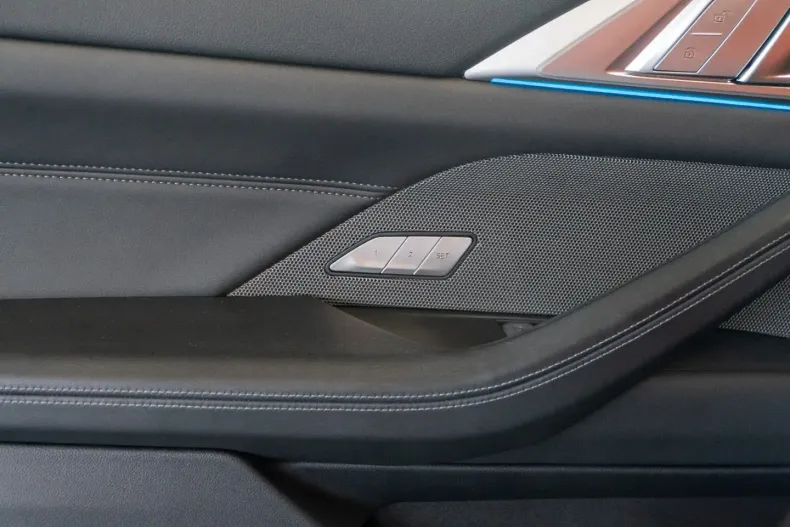 BMW M4 din 2023 cu 8.000 km - oferta BMW176697 - foto 9