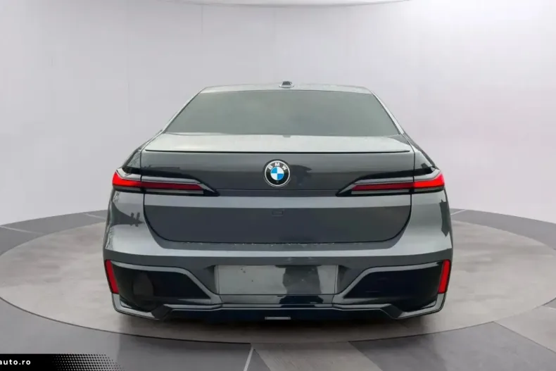 BMW 740 din 2023 cu 40.000 km - oferta BMW176698 - foto 5