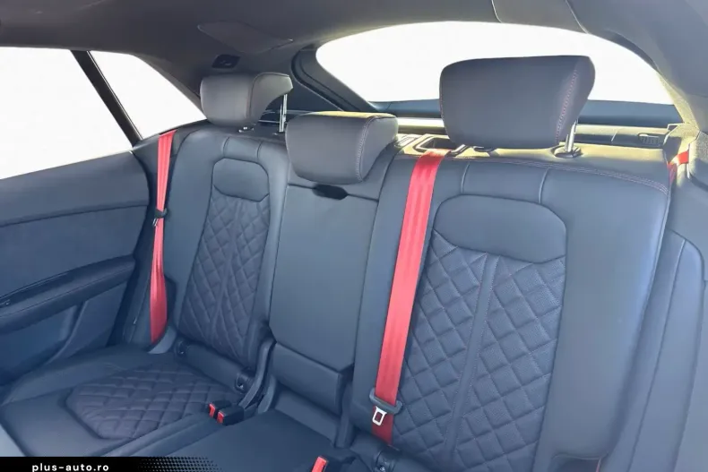 Audi Q8 din 2025 cu 9.500 km - oferta AUD176709 - foto 9