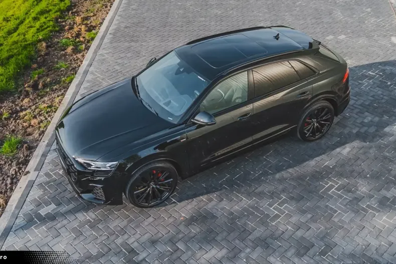 Audi Q8 din 2025 cu 7.000 km - oferta AUD176718 - foto 4