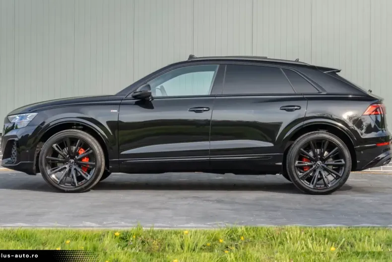 Audi Q8 din 2025 cu 7.000 km - oferta AUD176718 - foto 6