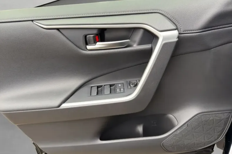 Toyota RAV4 din 2021 cu 56.300 km - oferta TOY176726 - foto 16