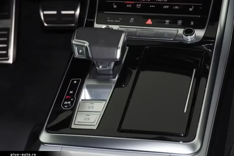 Audi Q8 din 2025 cu 9.052 km - oferta AUD176727 - foto 13