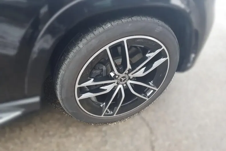 Mercedes-Benz GLE 350 din 2021 cu 24.990 km - oferta MER176728 - foto 7