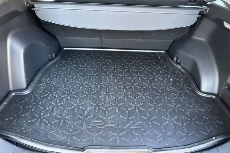 Toyota RAV4 din 2021 cu 86.900 km - oferta TOY176730 - foto 11