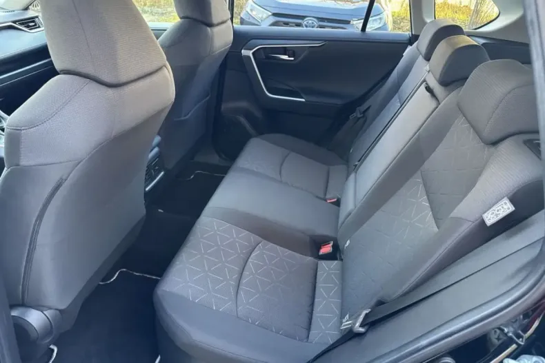 Toyota RAV4 din 2021 cu 86.900 km - oferta TOY176730 - foto 15