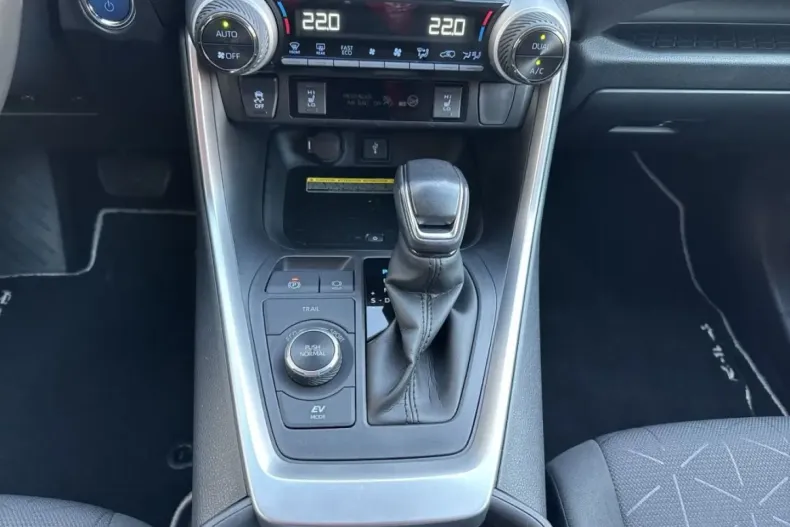 Toyota RAV4 din 2021 cu 86.900 km - oferta TOY176730 - foto 17