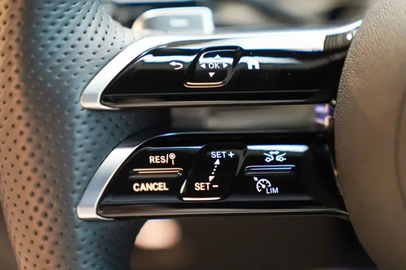 Mercedes-Benz CLE 450 din 2024 cu 6.605 km - oferta MER176747 - foto 20